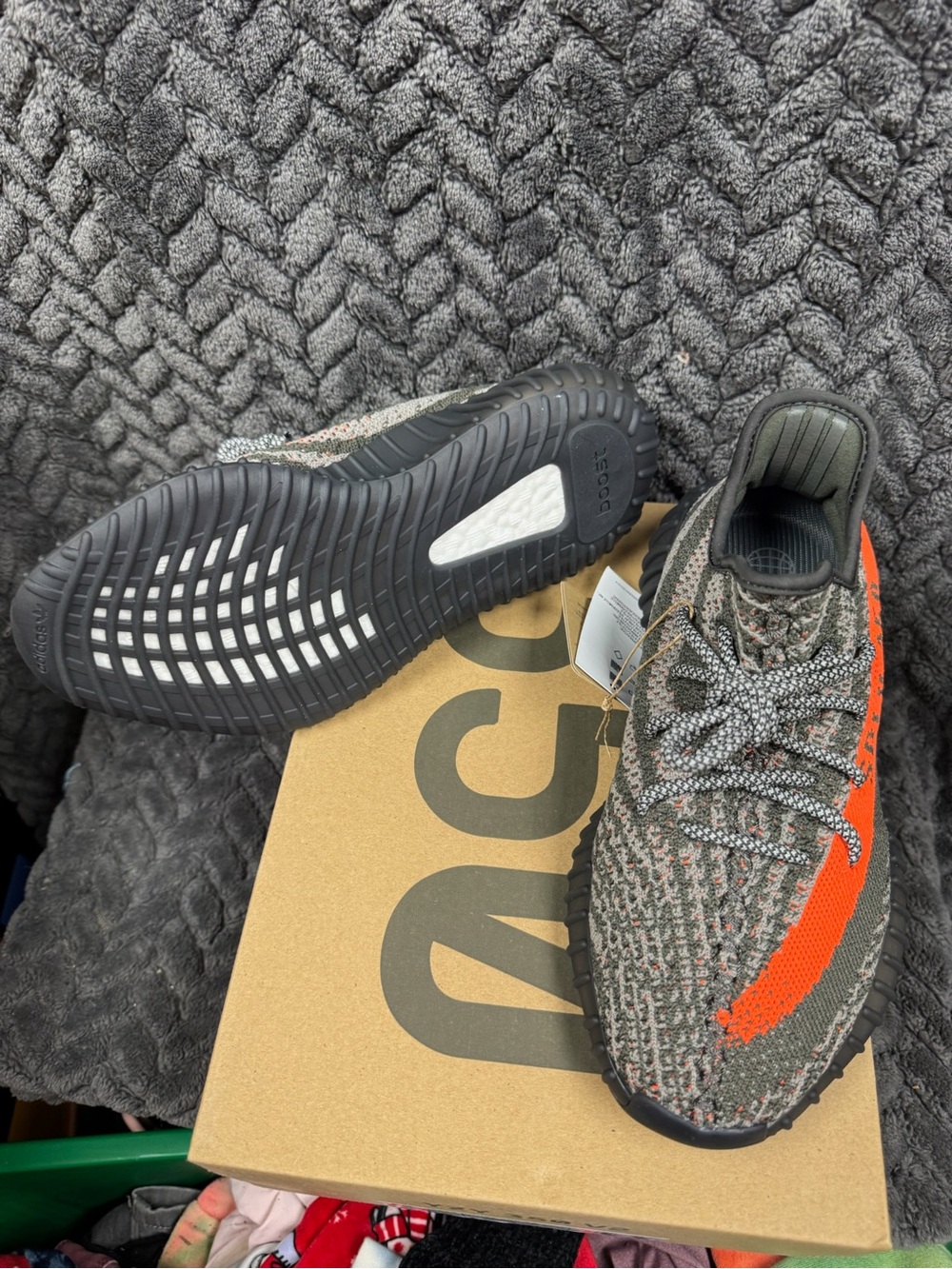 Yeezy Boost 350 V2 Carbon Beluga